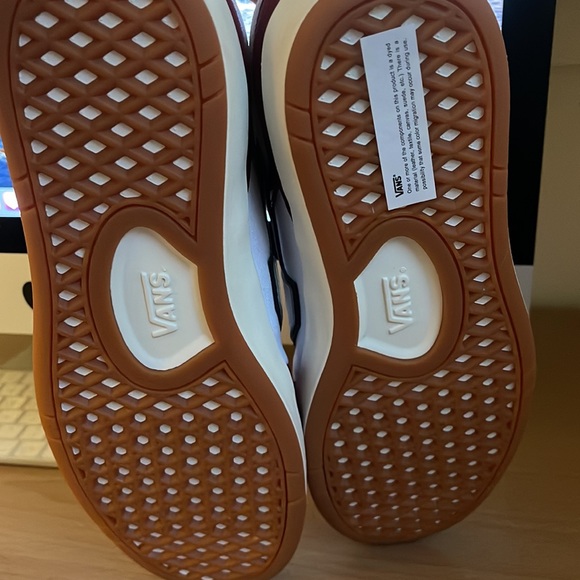 Lowland CC vans pomegrana - Picture 9 of 12